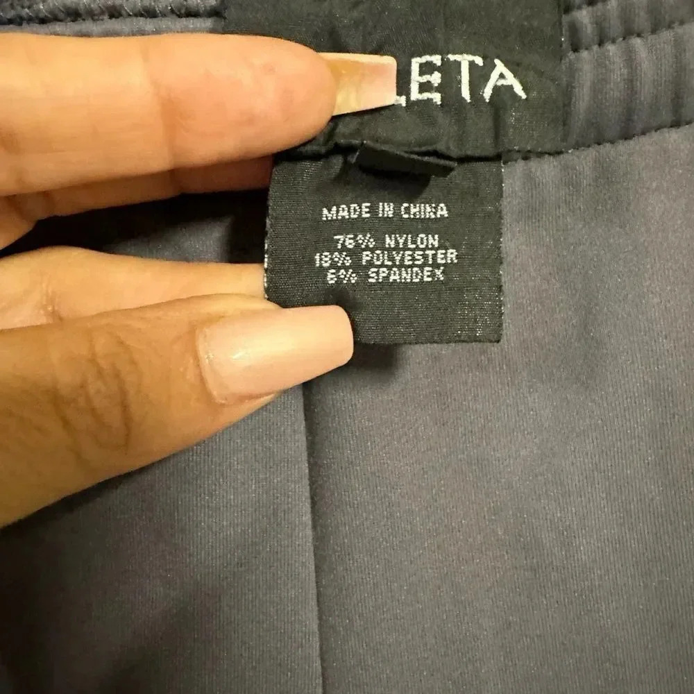 Athleta Grey Pull-On Grey Pants - Picture 6 of 7